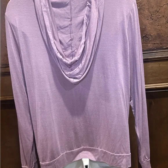 NWT SIZE M Pink Republic Pink and White Hoodie - Picture 3 of 7